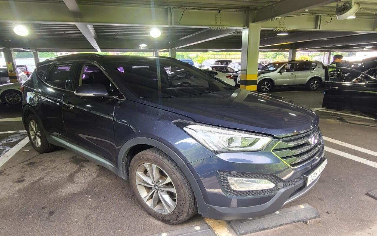Hyundai SantaFe (2015)