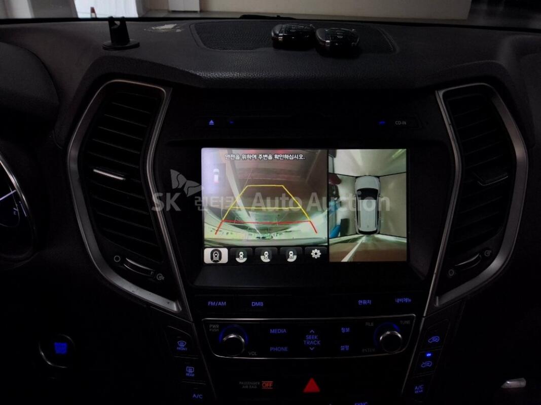 Hyundai SantaFe (2015)