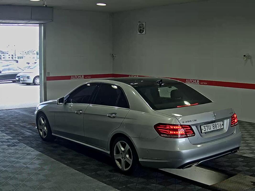 Mercedes E250 (2014)
