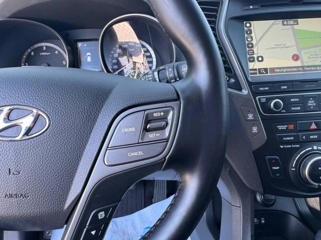 Hyundai SantaFe (2017)
