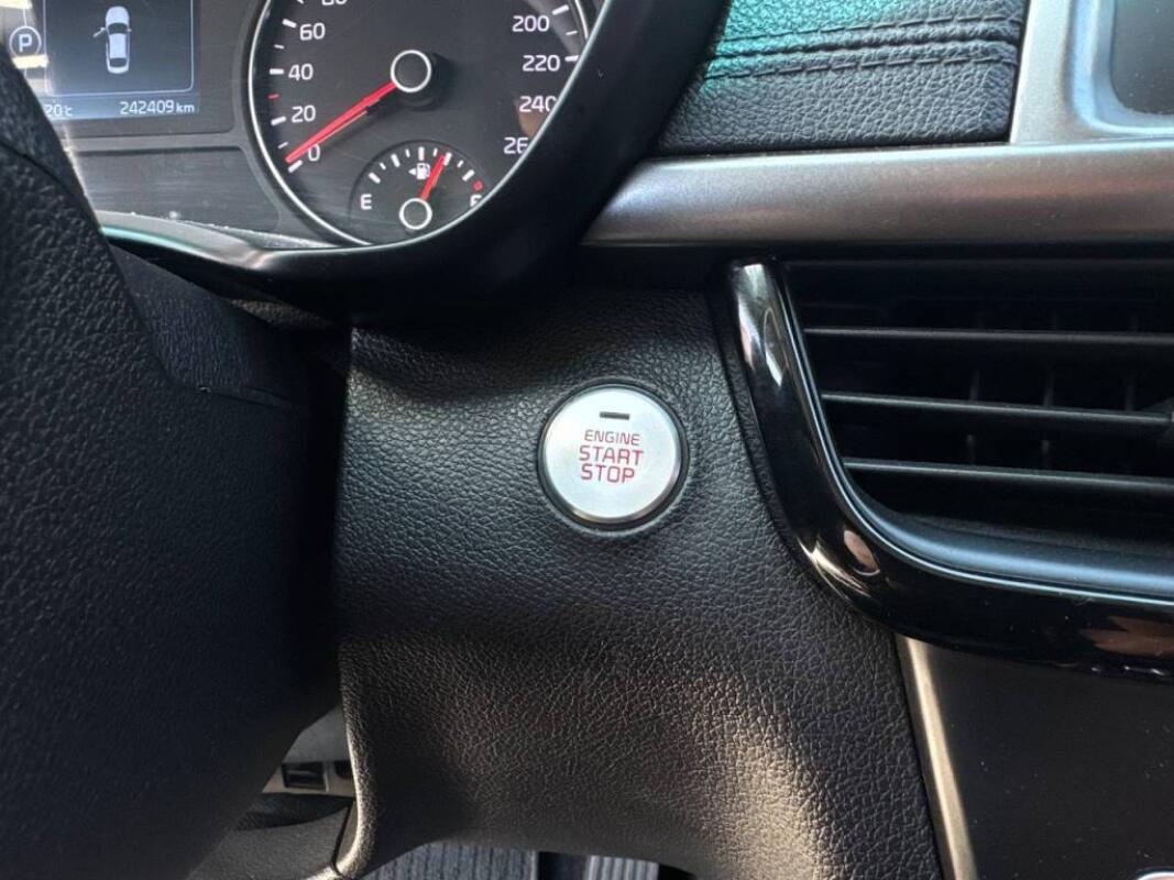 Kia K5 (2016)