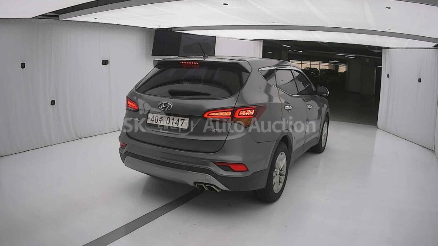 Hyundai SantaFe (2016)