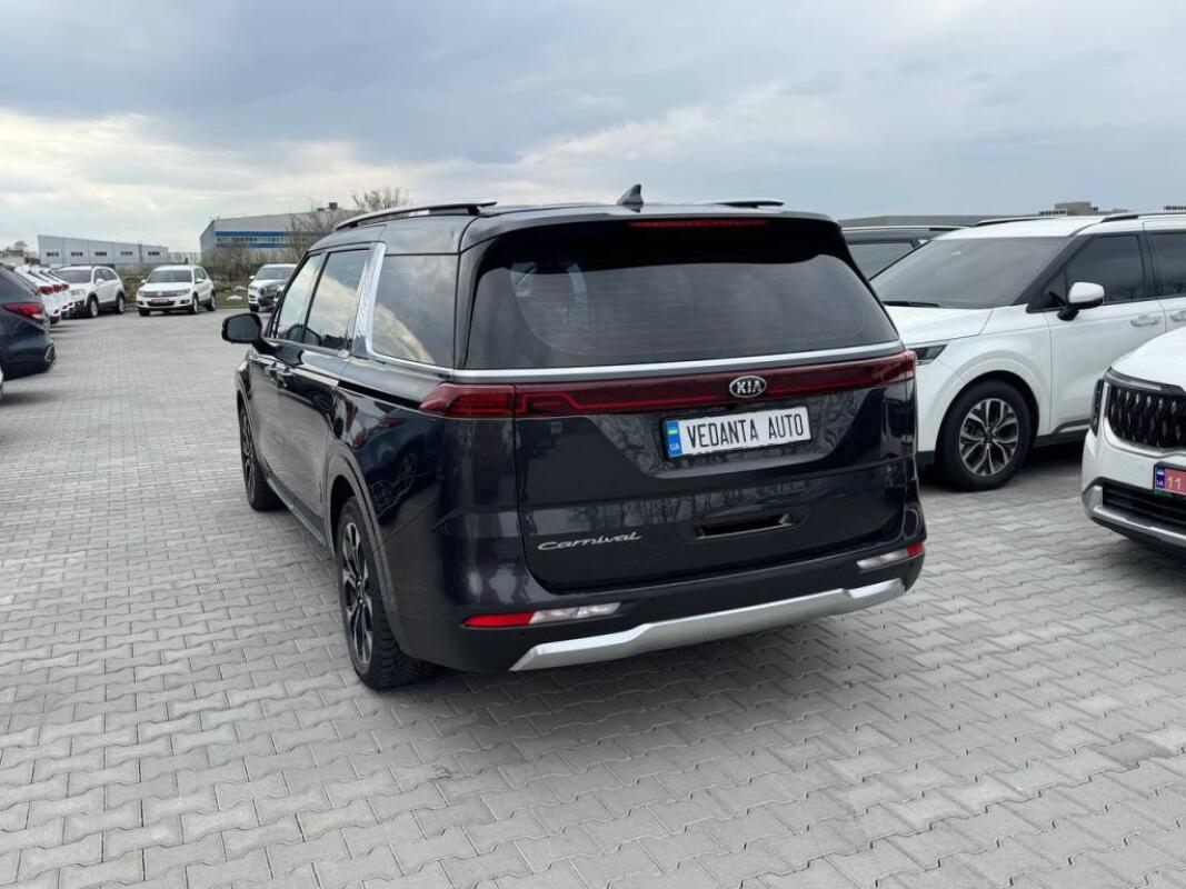 Kia Carnival (2020)