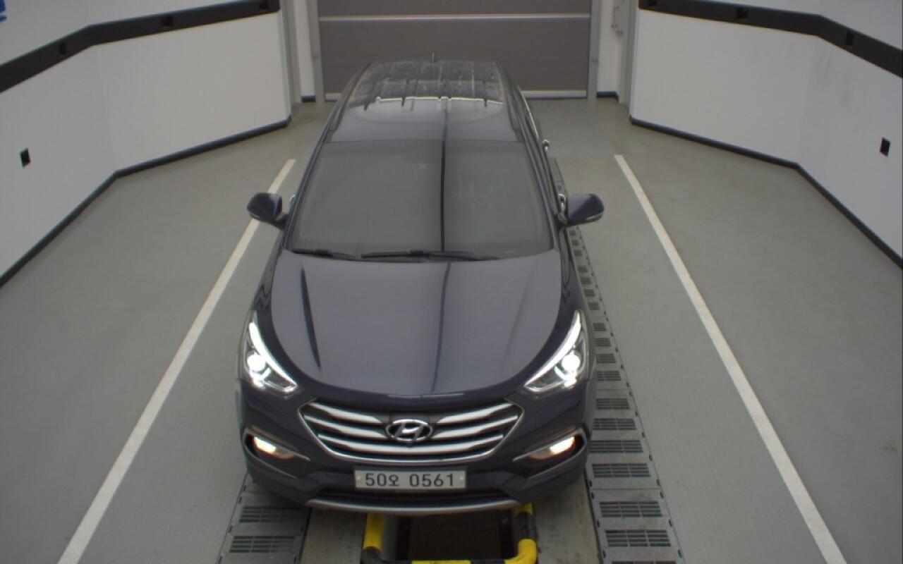 Hyundai SantaFe (2016)