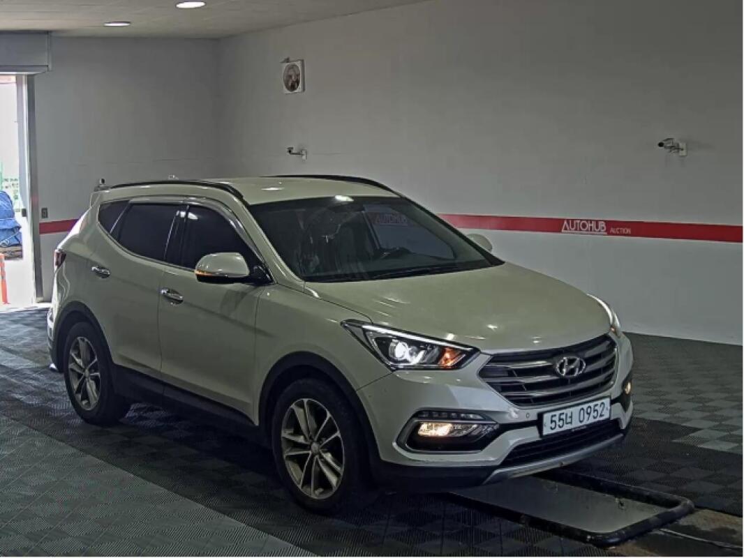 Hyundai SantaFe (2016)