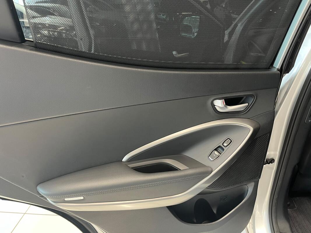 Hyundai SantaFe (2017)