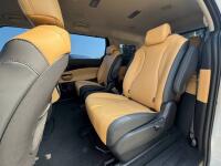 Kia Carnival (2021) Kia Carnival (2021)