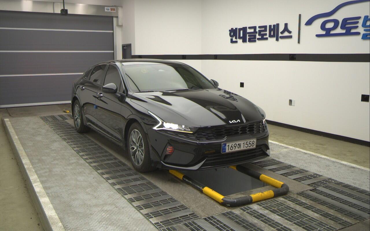 Kia K5 (2022)