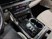 Kia Carnival (2021)