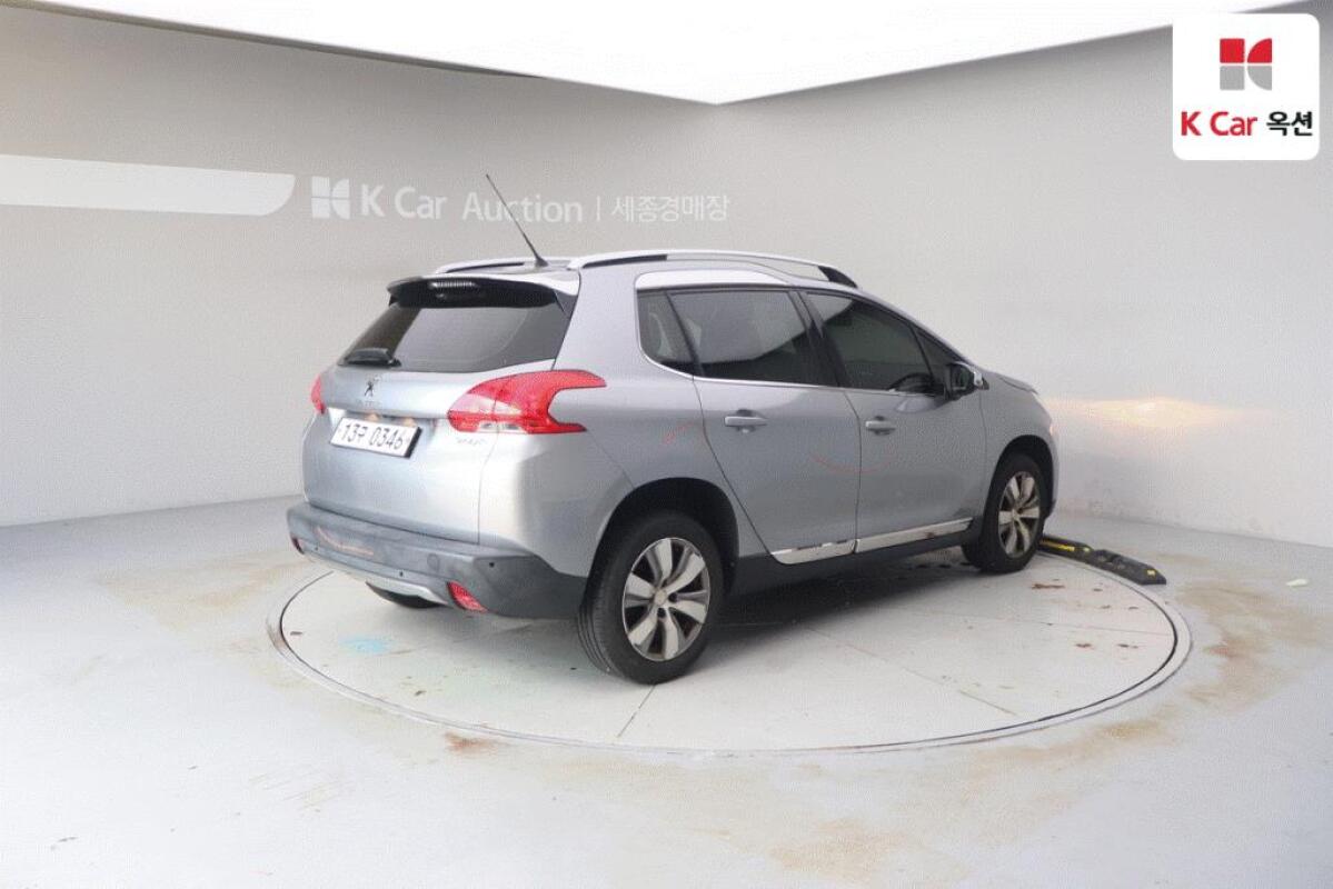 Peugeot 2008 (2015)