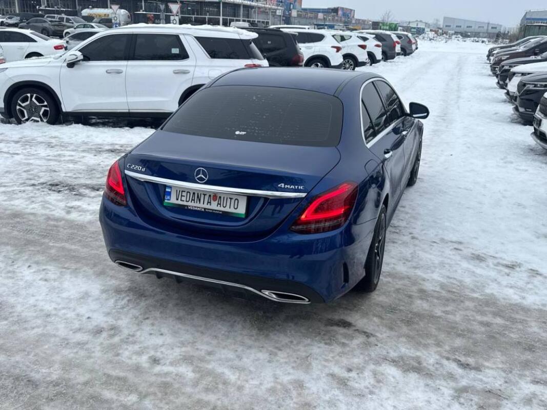 Mercedes C220 (2018)