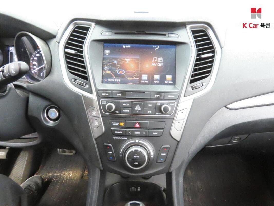 Hyundai SantaFe (2017)