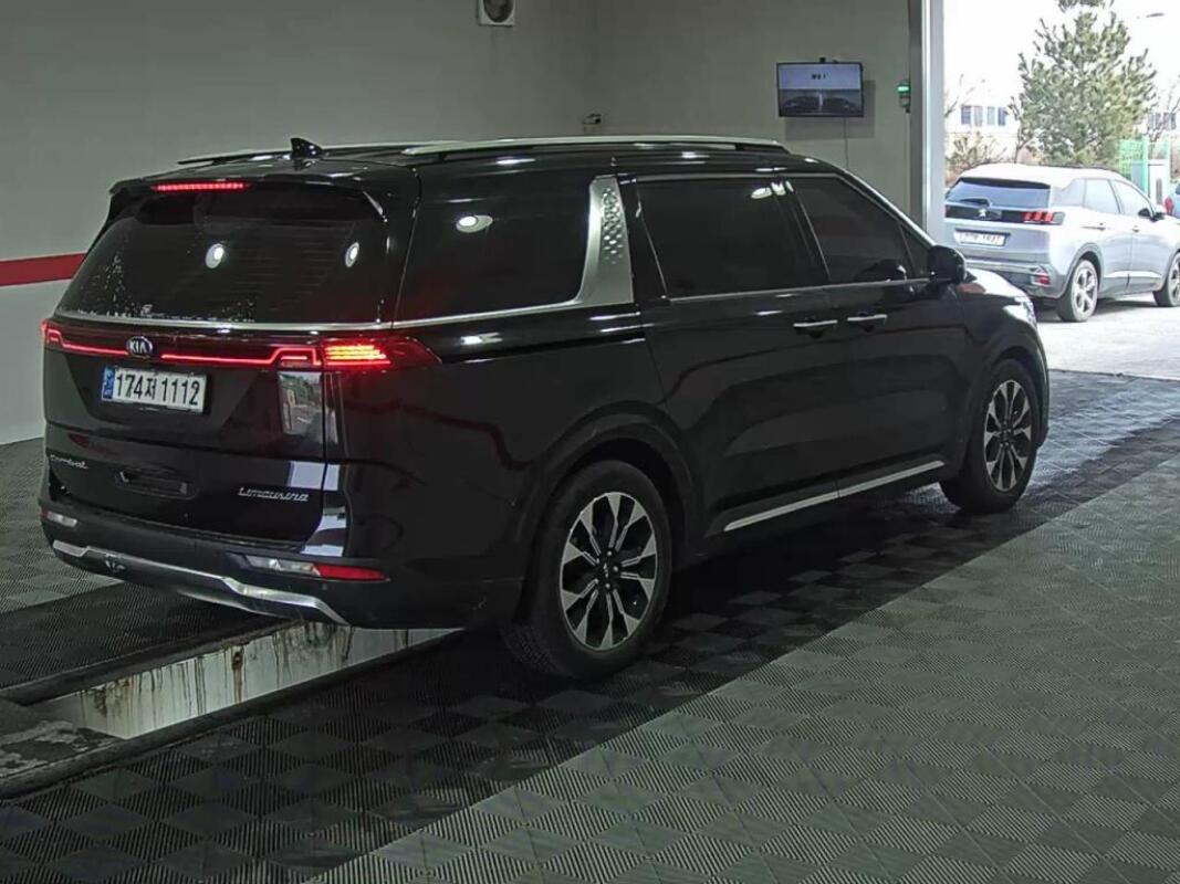 Kia Carnival (2020)