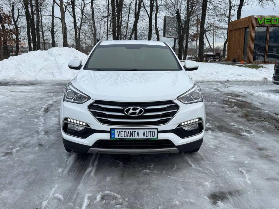Hyundai SantaFe (2016)