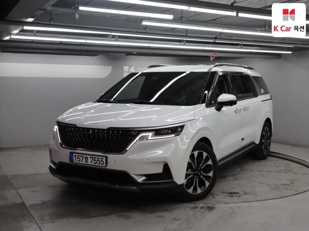 Kia Carnival (2022)