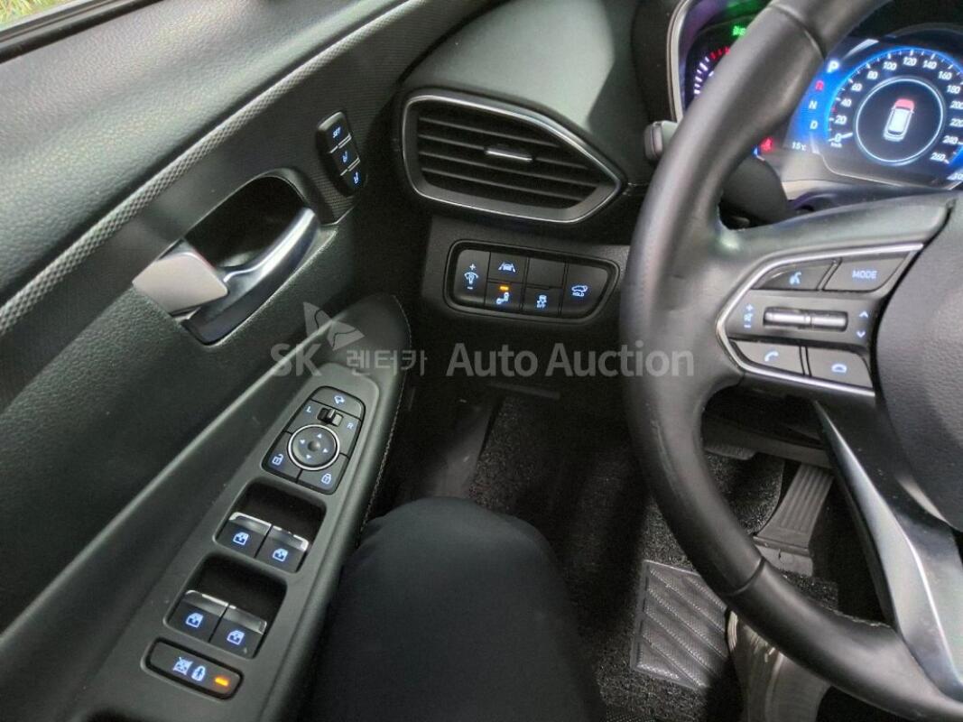 Hyundai SantaFe (2018)