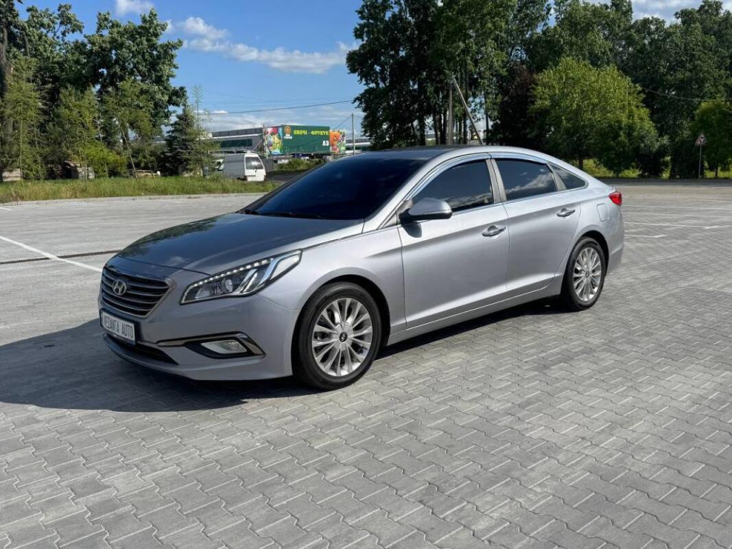 Hyundai Sonata (2015)