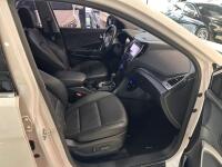 Hyundai SantaFe (2016) Hyundai SantaFe (2016)