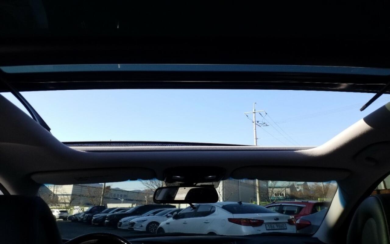 Hyundai Grandeur (2015)