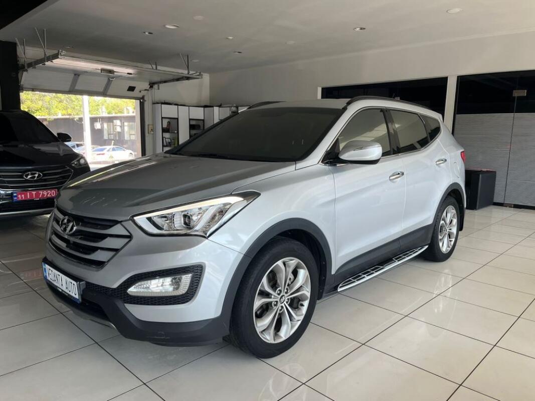 Hyundai SantaFe (2013)
