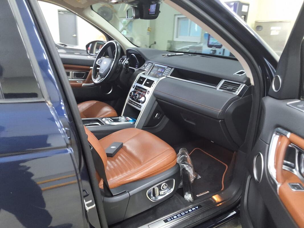 Land Rover Discovery Sport (2016)
