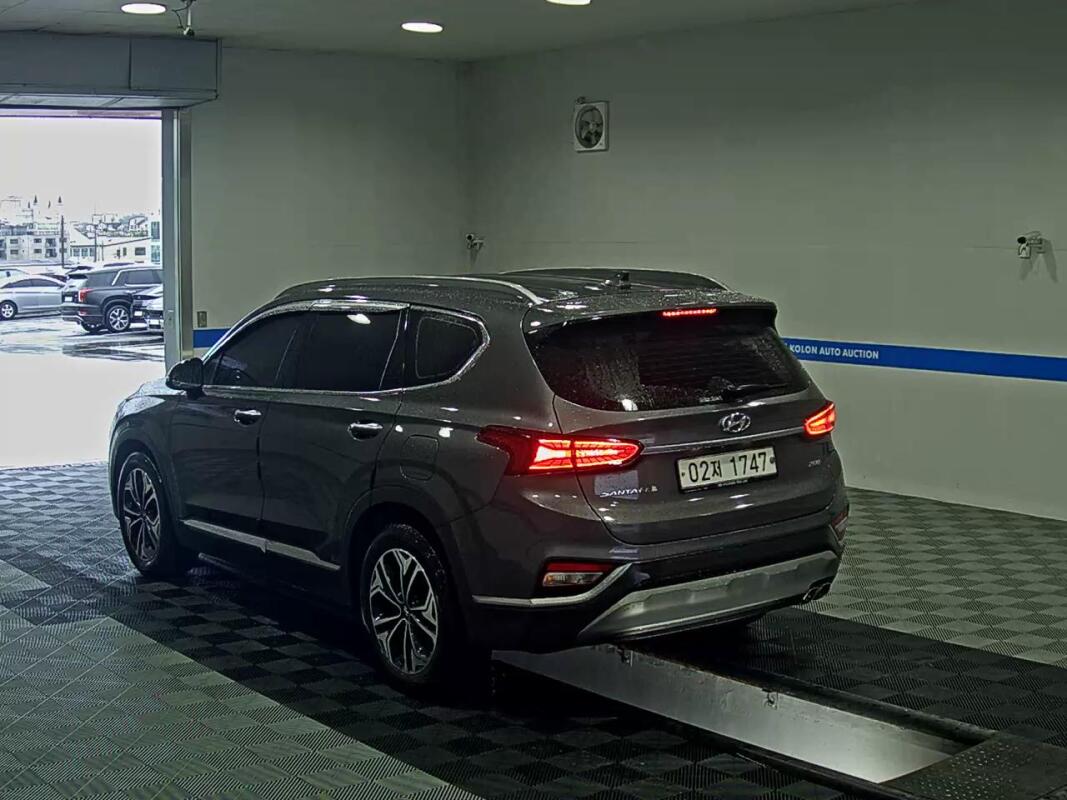 Hyundai Santa Fe (2018)