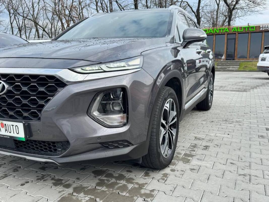 Hyundai SantaFe (2019)