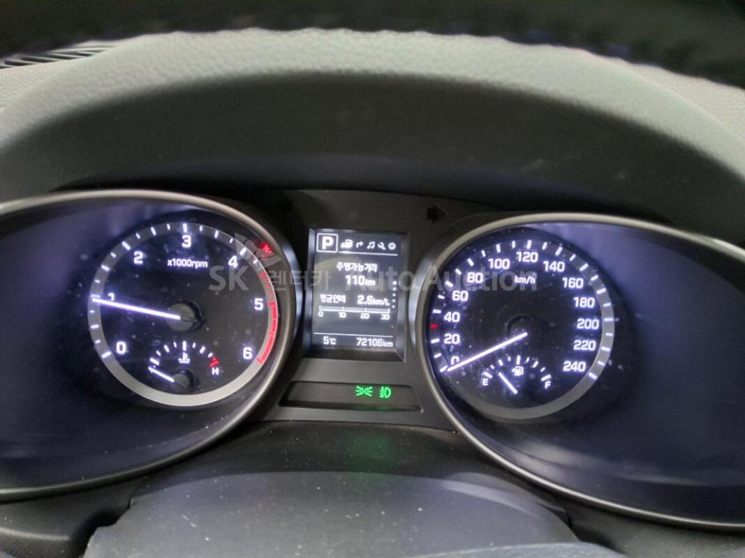 Hyundai SantaFe (2016)
