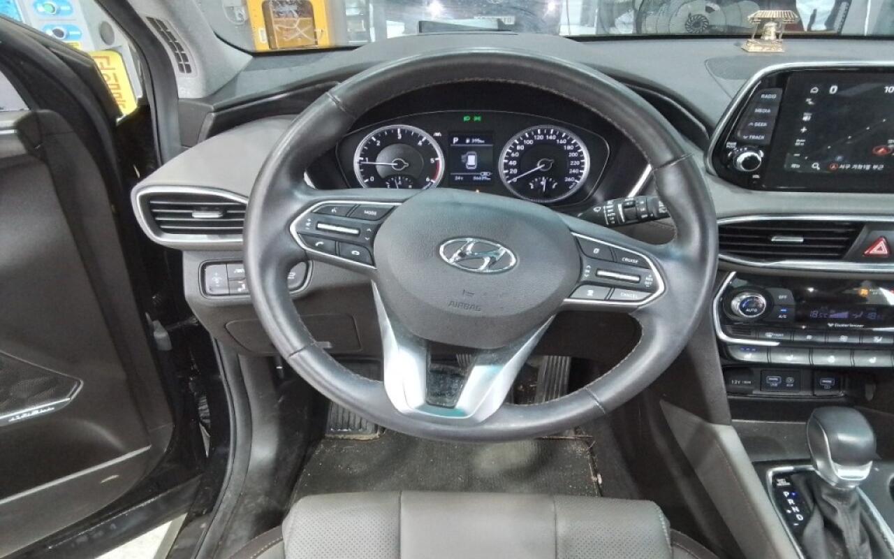 Hyundai SantaFe (2018)