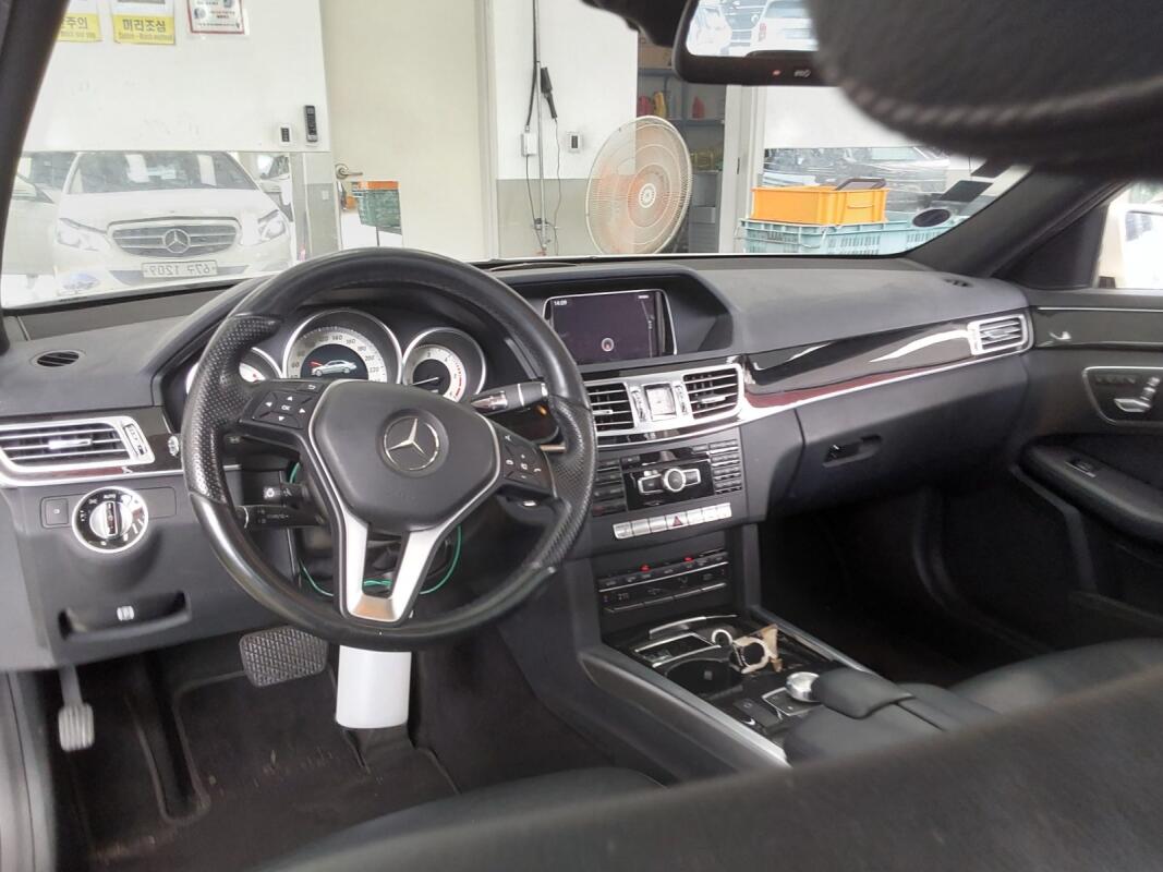 Mercedes E250 (2014)