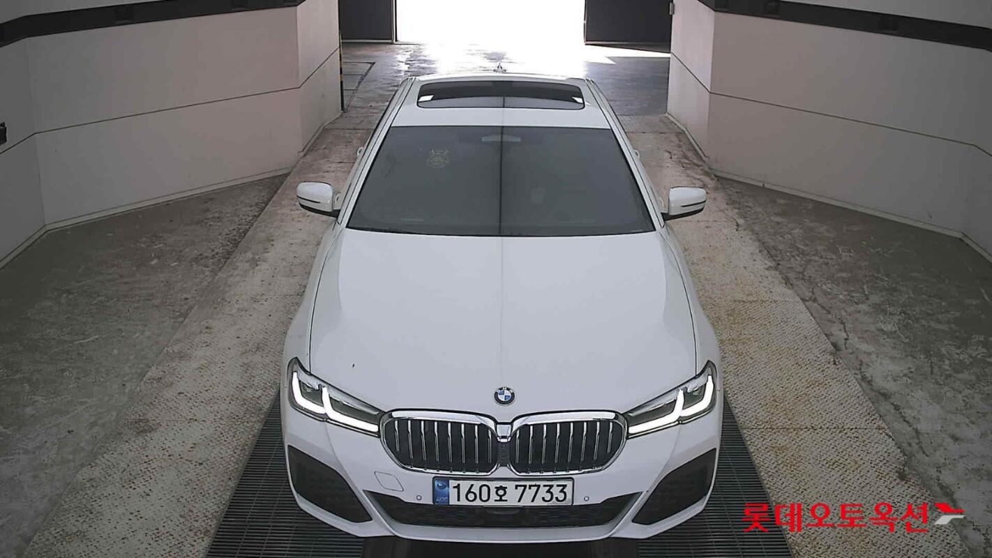 BMW 523d (2021)