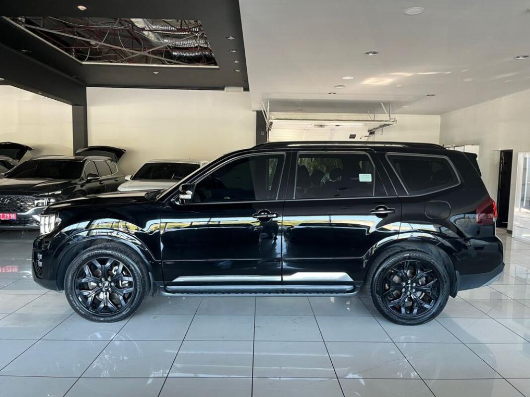 Kia Mohave (2022)