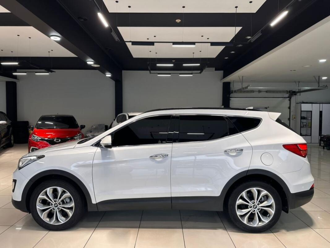 Hyundai SantaFe (2015)