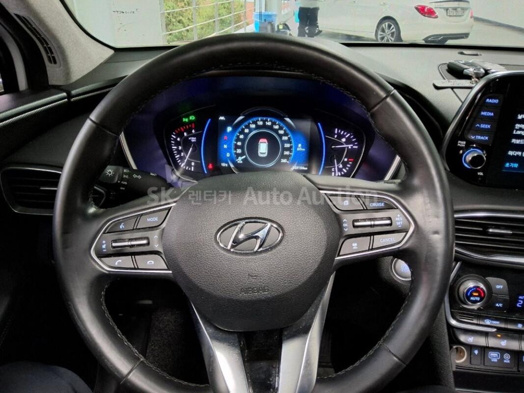 Hyundai SantaFe (2018)