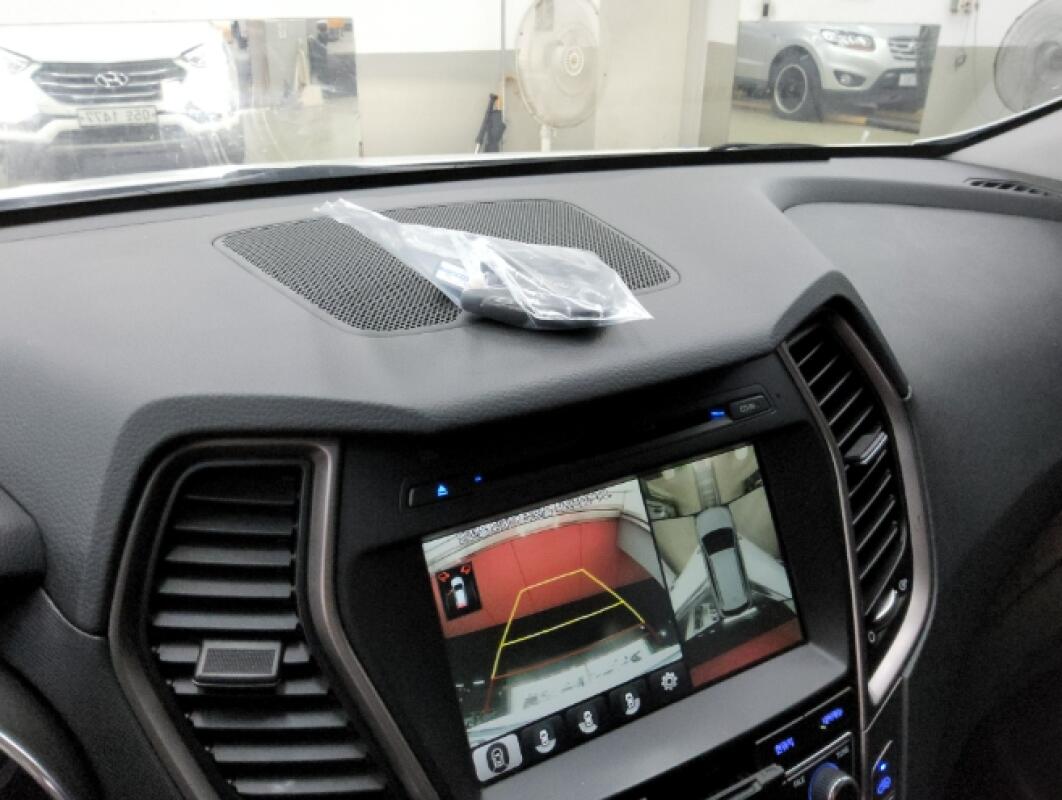 Hyundai SantaFe (2016)