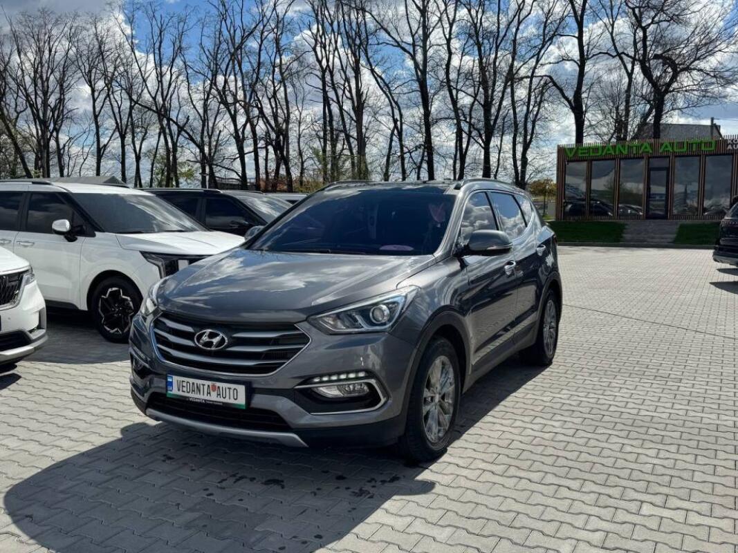 Hyundai SantaFe (2015)