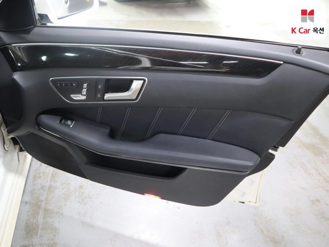 Mercedes E250 (2016)