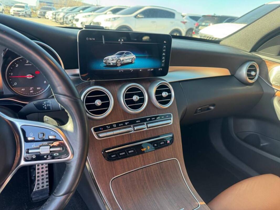 Mercedes C220 (2018)
