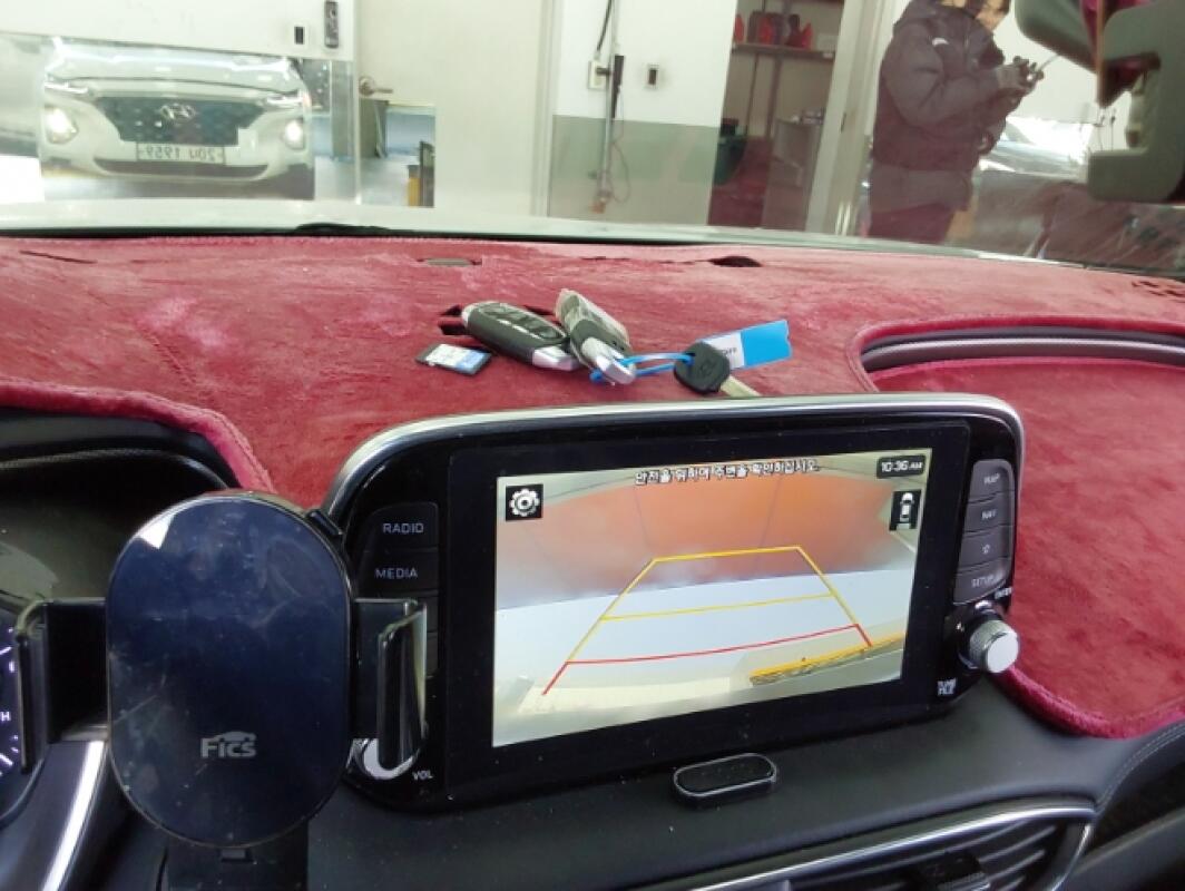 Hyundai SantaFe (2018)