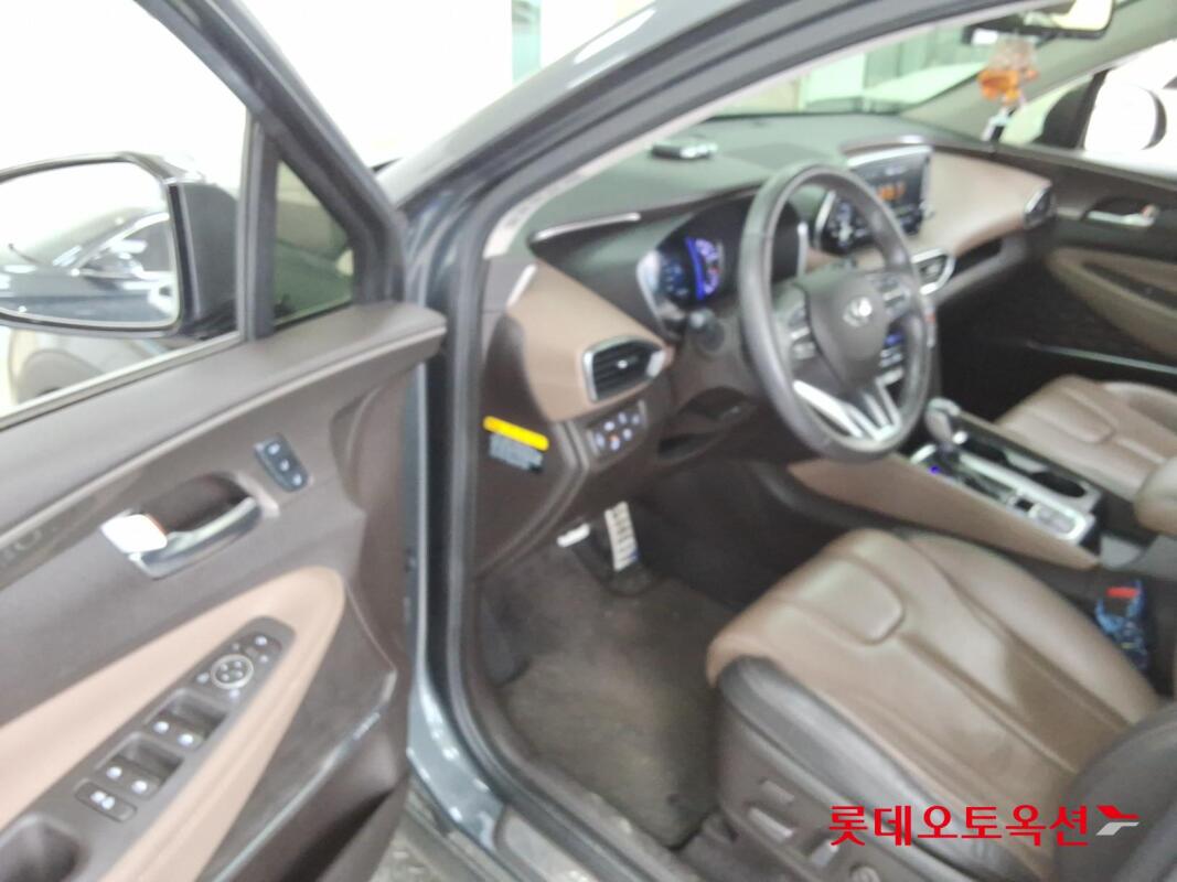 Hyundai Santa Fe (2019)