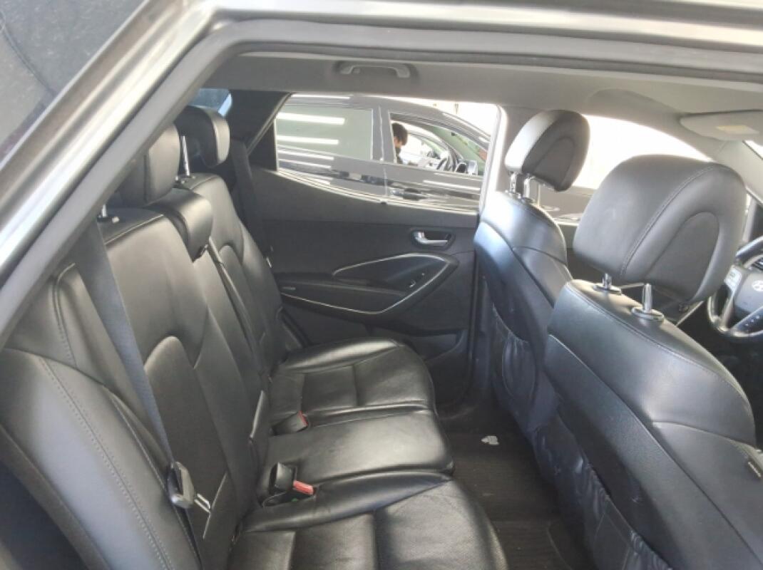 Hyundai SantaFe (2015)