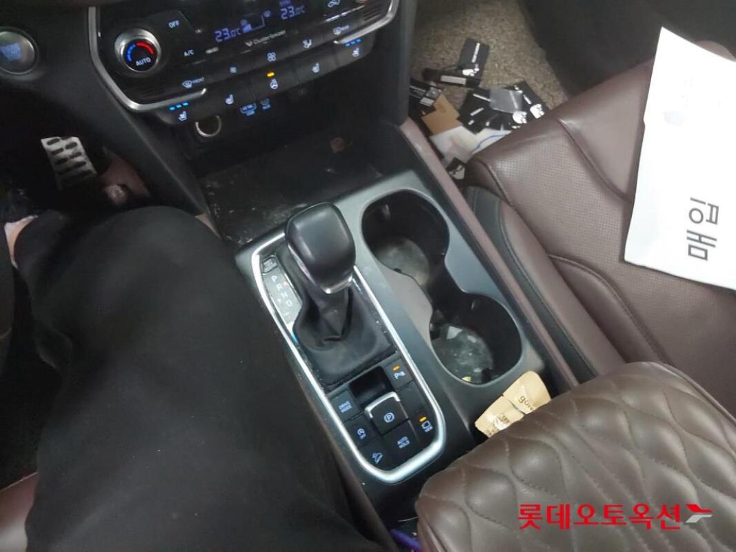 Hyundai SantaFe (2018)