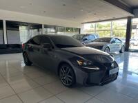 Lexus IS300 (2017)