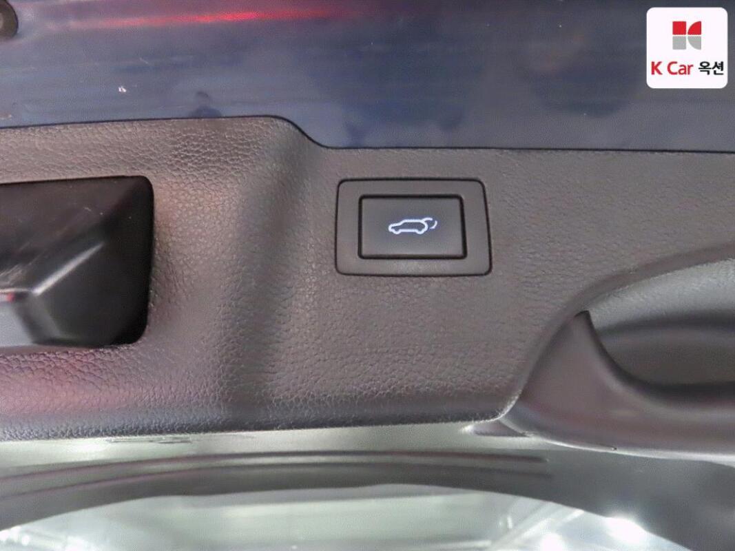 Hyundai SantaFe (2016)