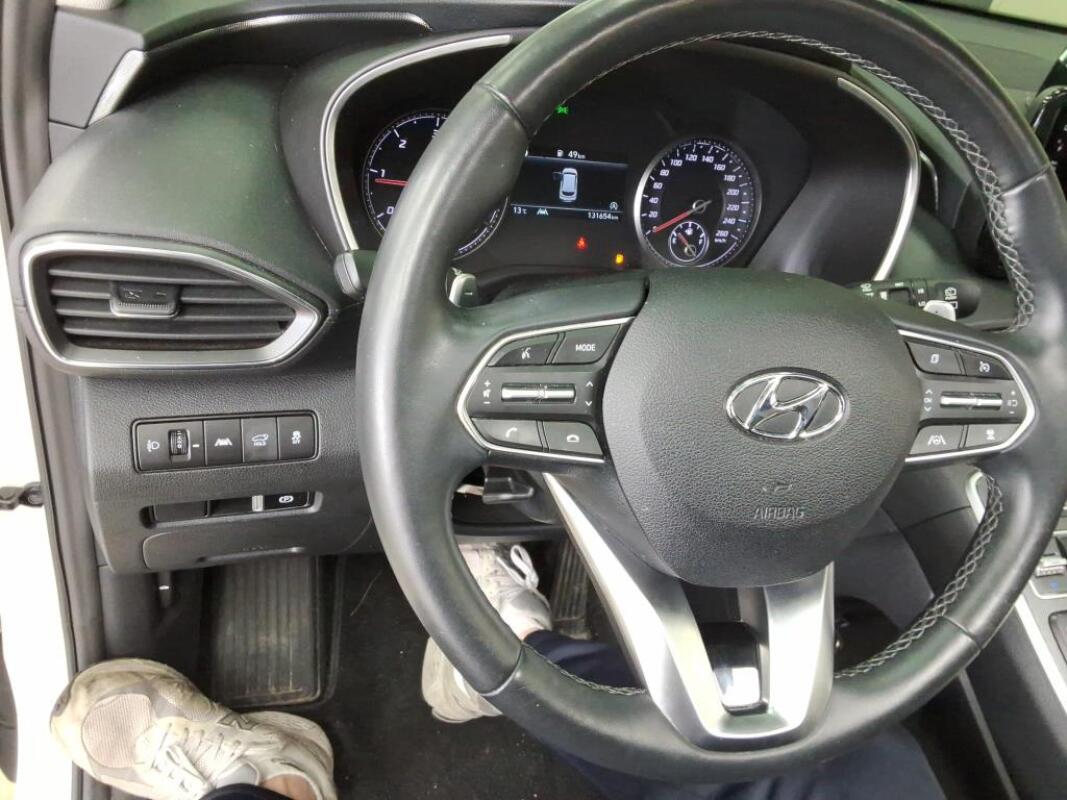 Hyundai SantaFe (2021)