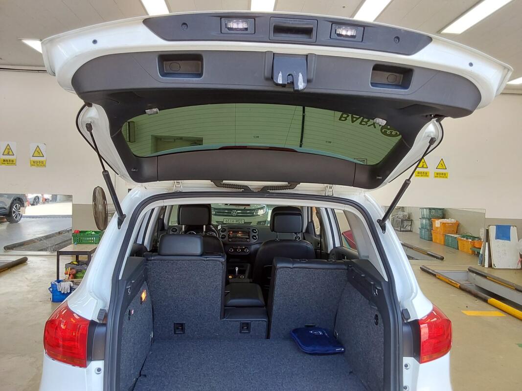 Volkswagen Tiguan (2014)