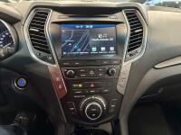 Hyundai SantaFe (2016)