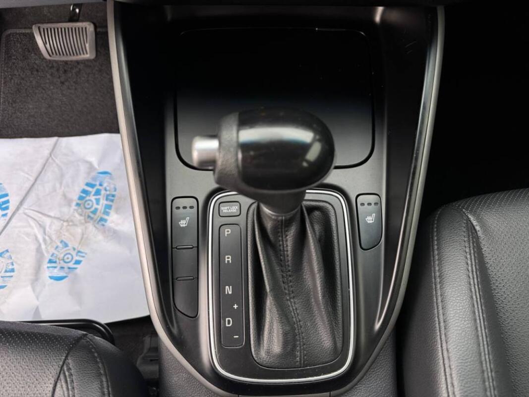 Kia Carens (2013)