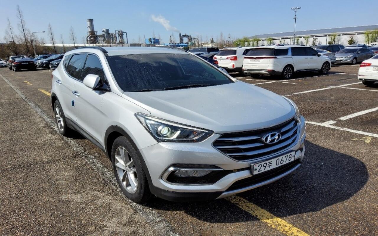 Hyundai SantaFe (2015)