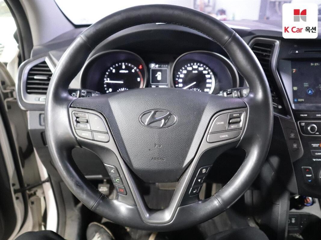 Hyundai SantaFe (2015)